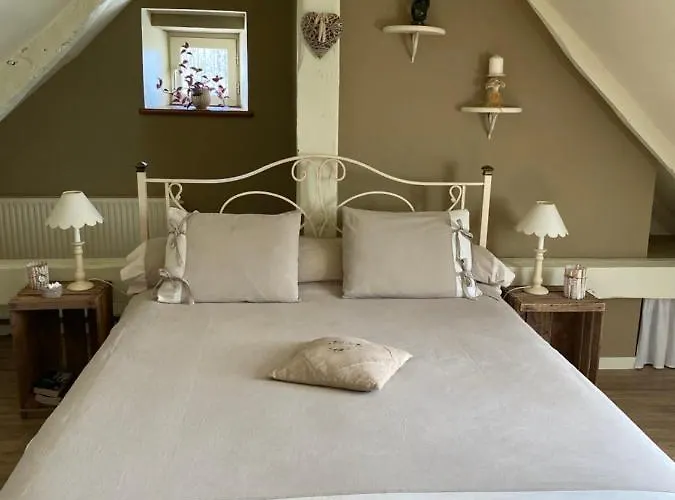 Le Patis Aux Chevaux Proche Circuit 24h Et Le Mans Bed and Breakfast Challes