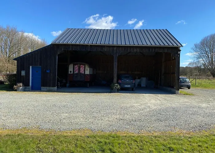 Bed and Breakfast Le Patis Aux Chevaux Proche Circuit 24h Et Le Mans Challes